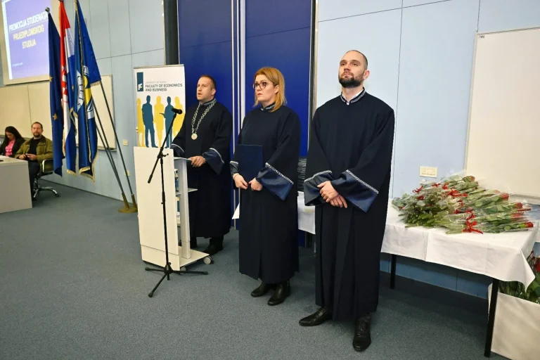 Ekonomski fakultet u Rijeci_Glazer_9975