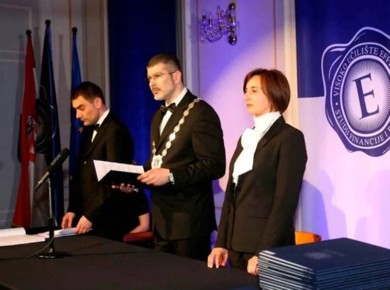 Starija galerija slika_Glazer_EFEKTUS-3