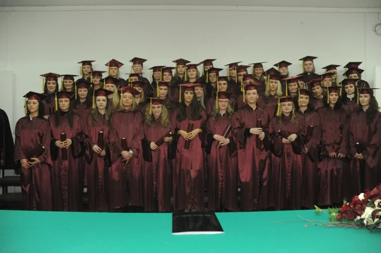 Starija galerija slika_Glazer_UČITELJSKI